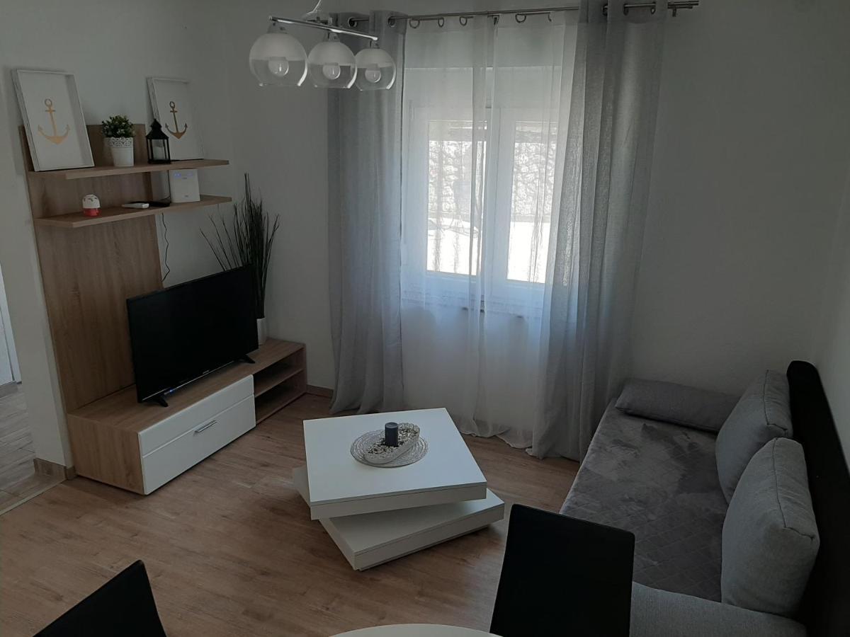 Ferienhaus Karlo Pridraga Eksteriør bilde